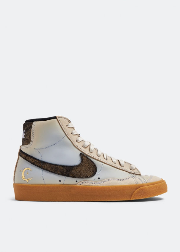 Nike Blazer Mid '77 'Familia' 女式运动鞋- 米色在卡塔尔| | Nike 